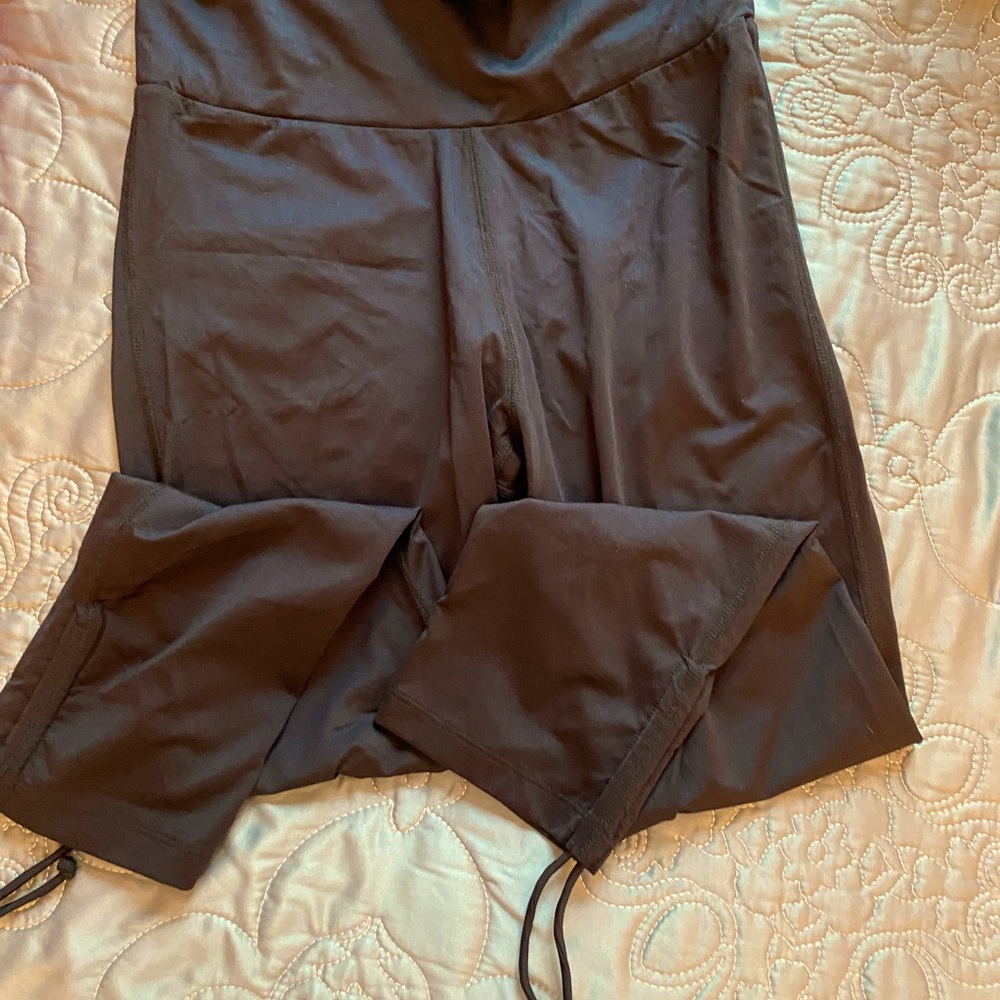Boden size L black leggings